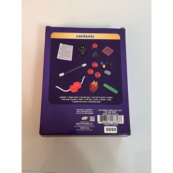 Magic Tricks Play Set New in Box - Picture 2 of 2